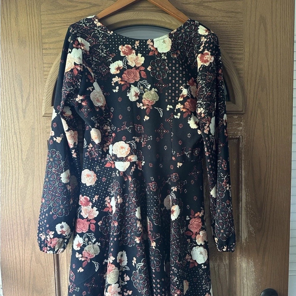 Abercrombie & Fitch Black Floral Long-Sleeve A-Line Dress
